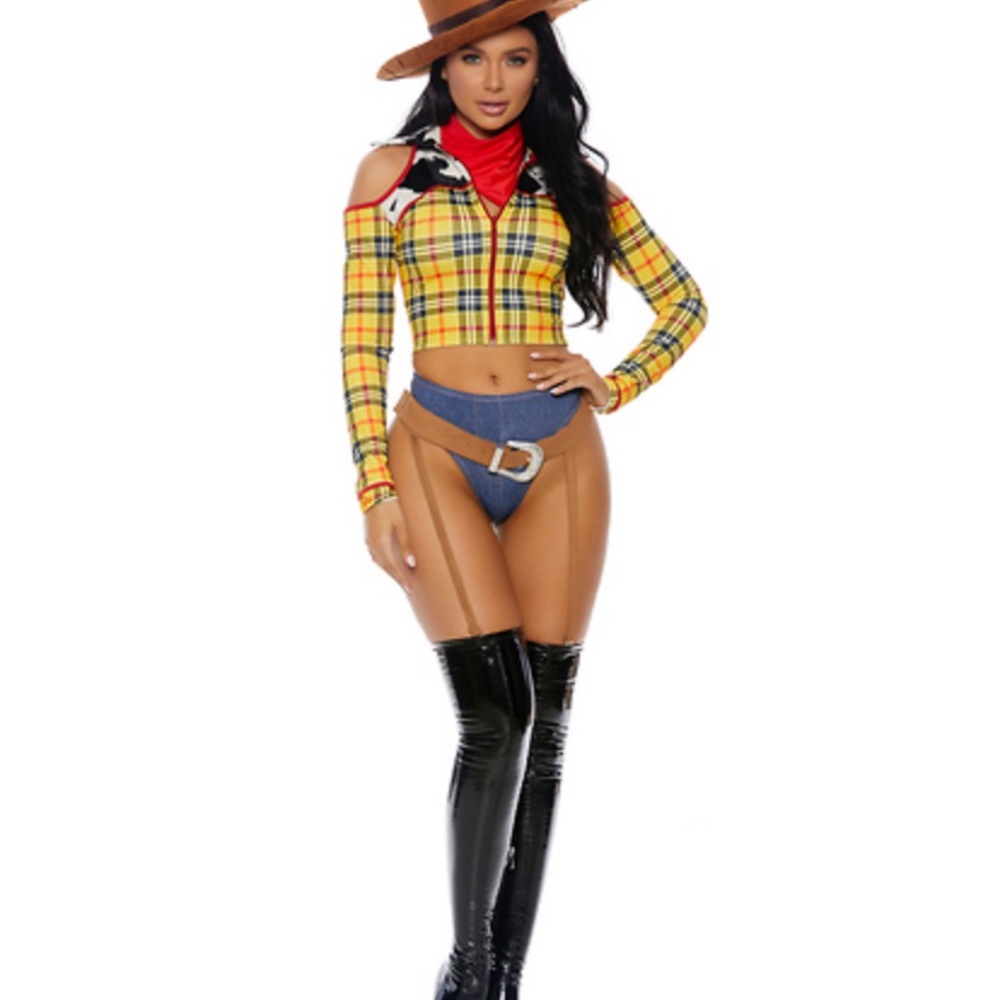 SEXY HALLOWEEN COSTUMES 🎃 👻 please read the last picture